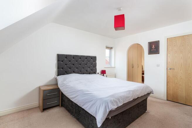3 bed Semi-Detached for sale Image 5