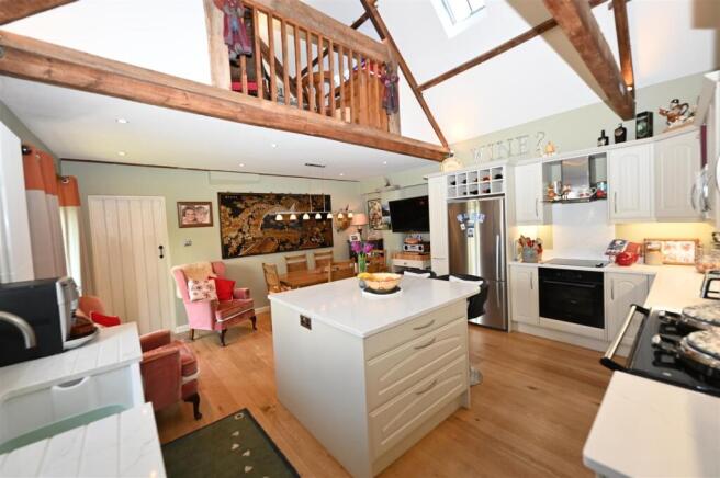 5 Carlton Green Farm, Richmond photo 4