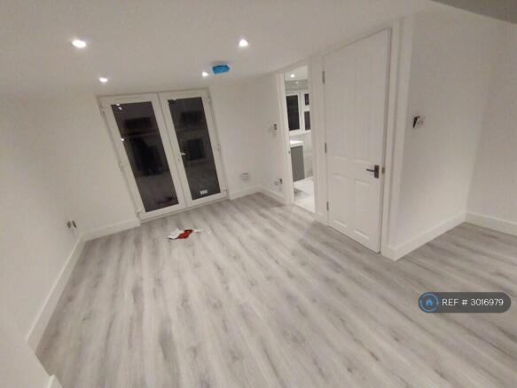 Bedroom Loft (a)