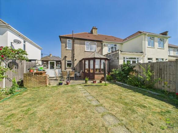 Presented by Nicoleta at EweMove Bexleyheath and D