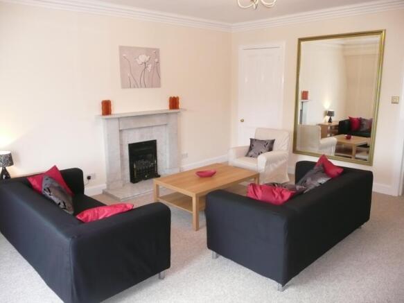 Greenhill Pl Living room 1