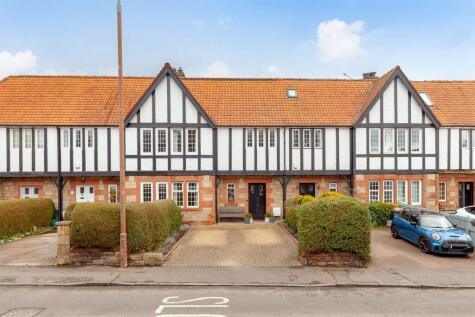 Cramond Road South, Barnton, Edinburgh, EH4