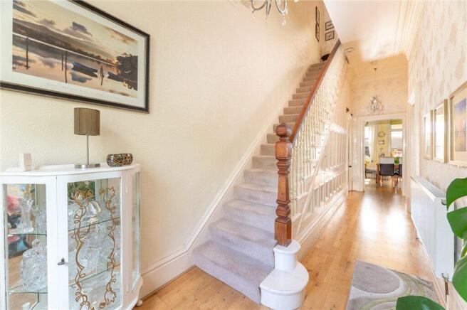 5 bed Terraced for sale Image 10