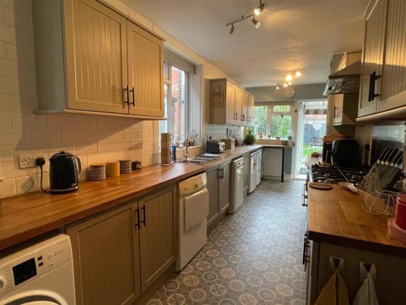Kitchen,,.jpg