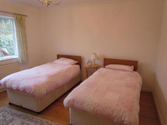 15 Lairs lane, Snainton 005.JPG
