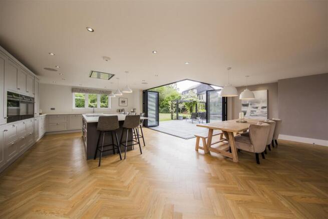 Kitchen dining living space