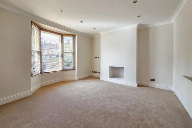 2 bed Semi-Detached for sale Image 4