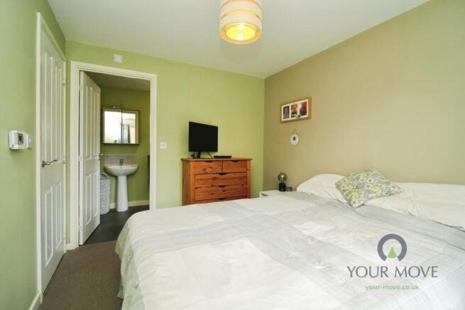 3 bed Semi-Detached for sale Image 11