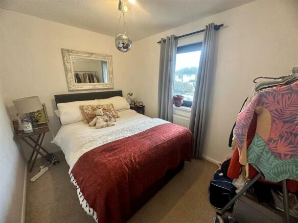 Bedroom 3.jpg