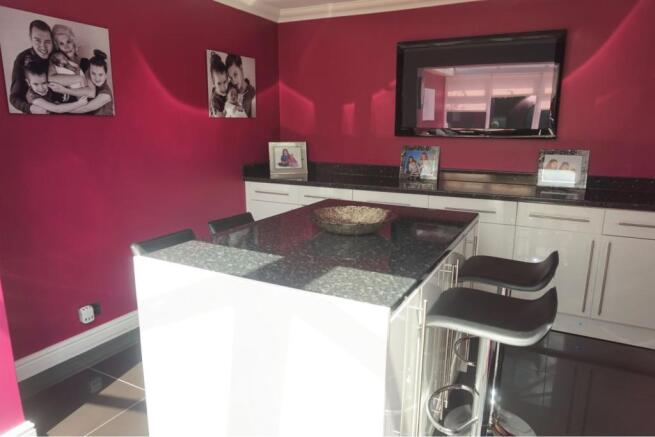 Kitchen/Breakfast