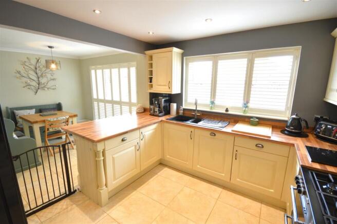 kitchen/family room