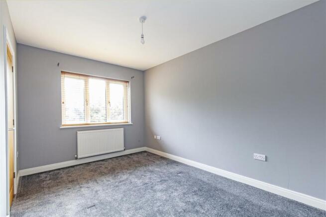 Bedroom 1-1.jpg