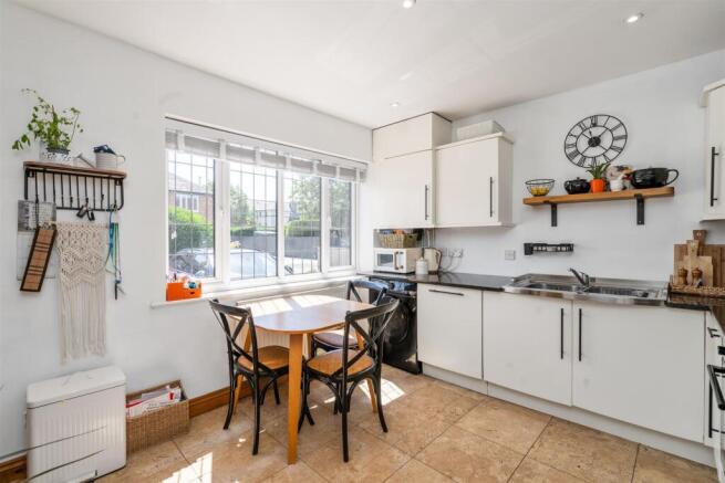 3 Copt Heath Croft, Knowle_2.jpg