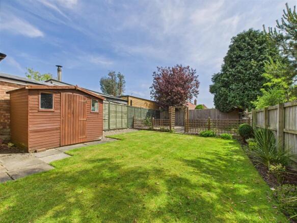 3 bed Semi-Detached for sale Image 11
