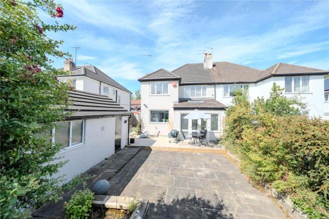4 bed Semi-Detached for sale Image 8