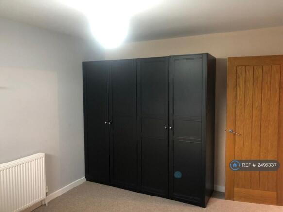 Bedroom1-2