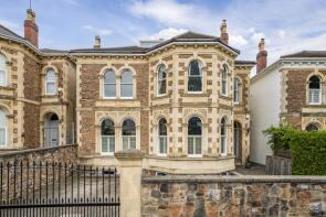 29 Beaufort House, Oakfield Road, Clifton, Bristol BS8 2AT