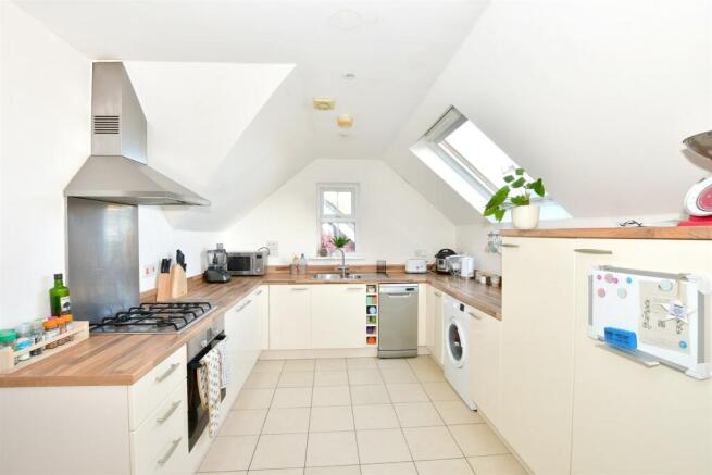 Kitchen/Breakfast Area