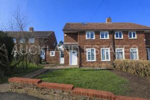 28, Brookside, Potters Bar EN6 3PU