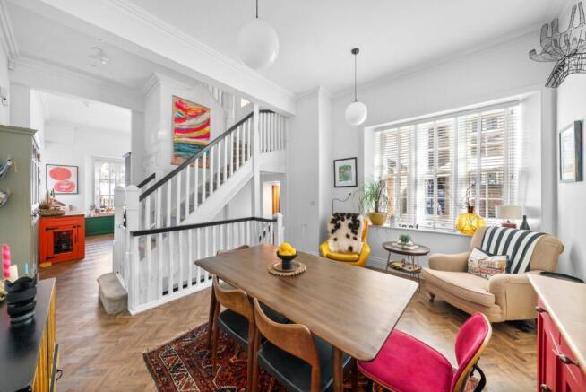 3 bed House for sale Image 5