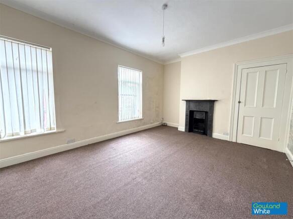 3 bed Terraced for sale Image 7