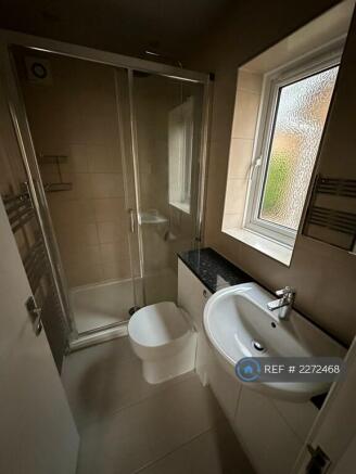 Bedroom 1 Ensuite