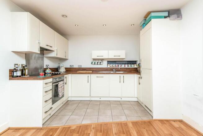 Open Plan Kitchen/ L