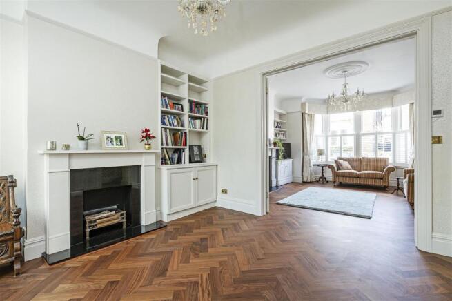19643_asr_kenilworth_avenue_london_14.jpg