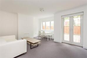 Flat 24, Shaftesbury Court, Shaftesbury Street, Hackney, London N1 7HL