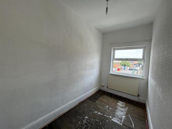 3 bed Terraced for sale Image 7