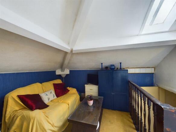 2 bed Maisonette for sale Image 7