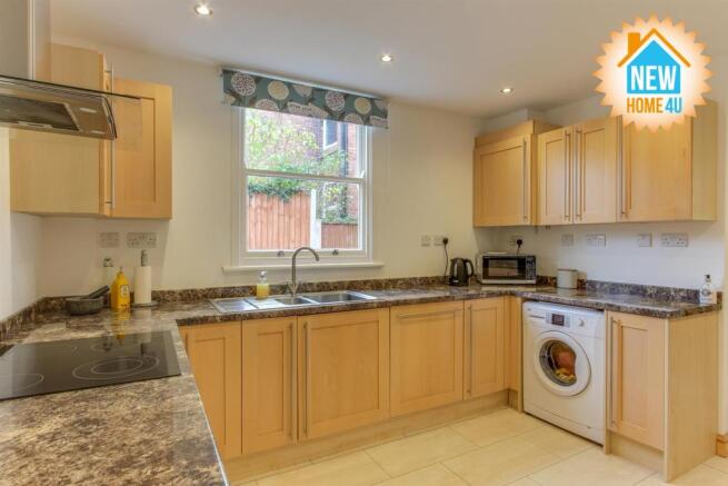 KITCHEN:
