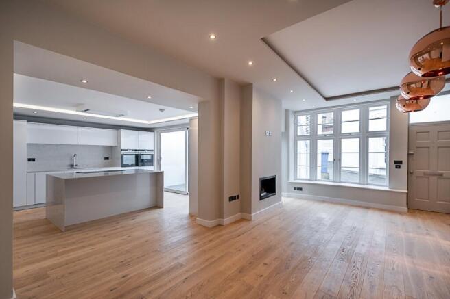 Kitchen/Reception