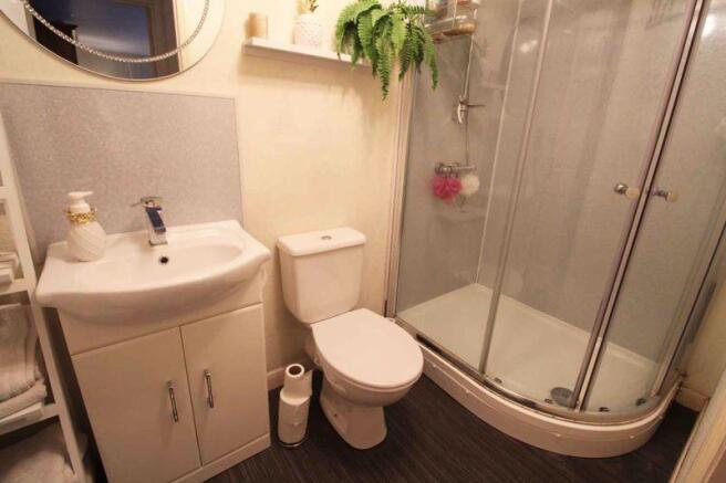 Ensuite