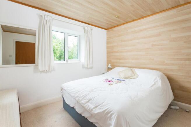 3 bed Detached for sale Image 12