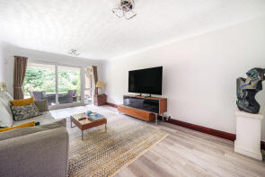 7, Raylands Mead, Gerrards Cross SL9 8SJ