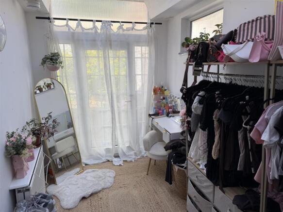 5 bed Not Specified for sale Image 5