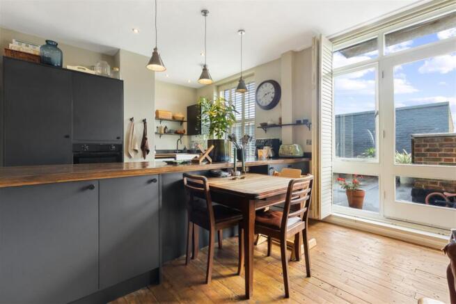 Kitchen / Dining