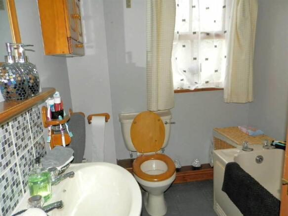 Photo 11