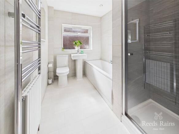 3 bed Detached for sale Image 7