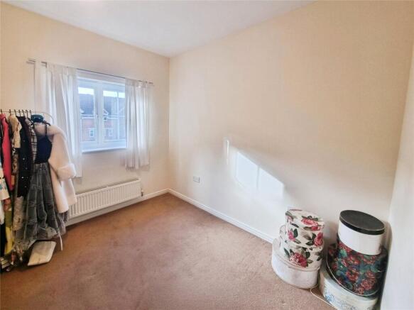 3 bed Apartment for sale Image 9