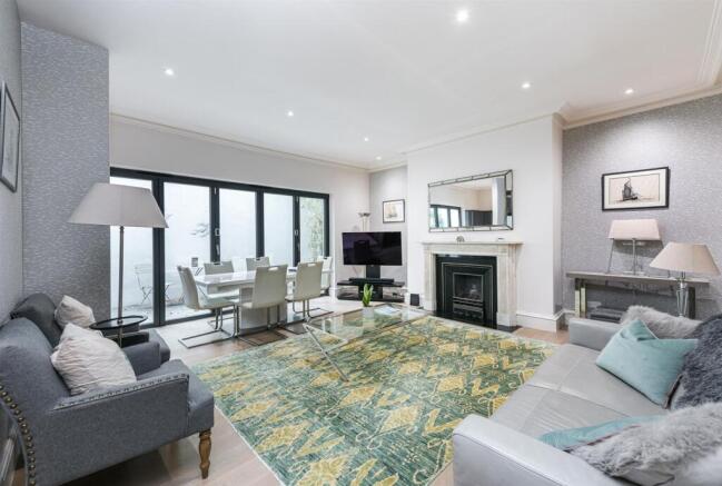 Redcliffe Square 6_22-4-2. Low Res.jpg