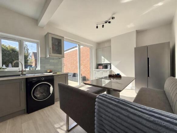 Dining Kitchen