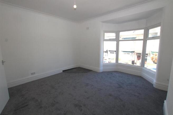 3 bed House to rent Image 8