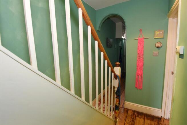 Hallway 1.jpg