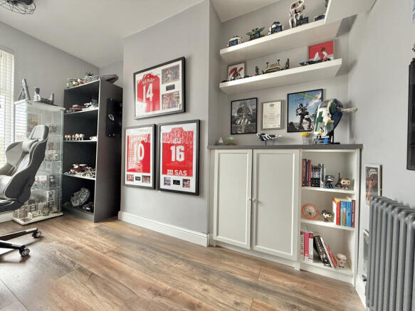 Bedroom 3/Office