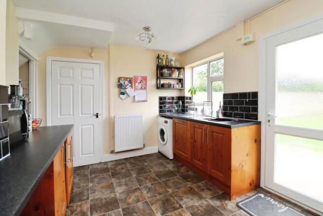 Brookhurst Close, Bromborough photo 4