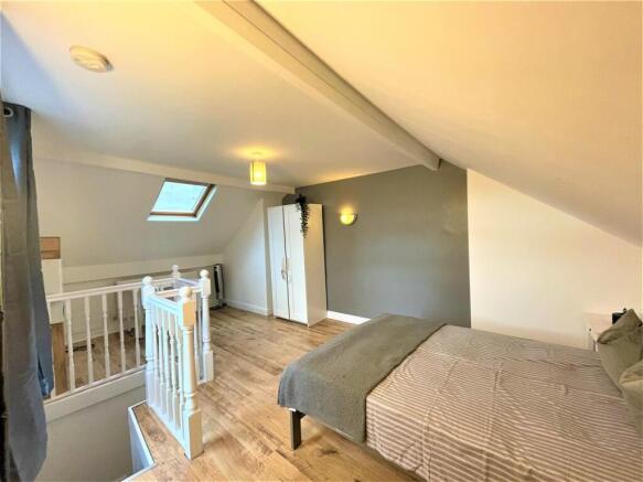 1 bed Apartment to rent Image 5