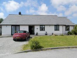 9 Dyffryn Hedd, Bro Gorwel, Newcastle Emlyn SA38 9PJ