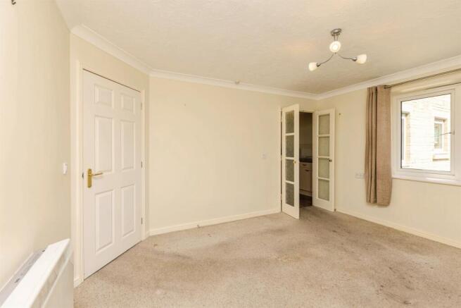 1 bed Apartment for sale Image 10